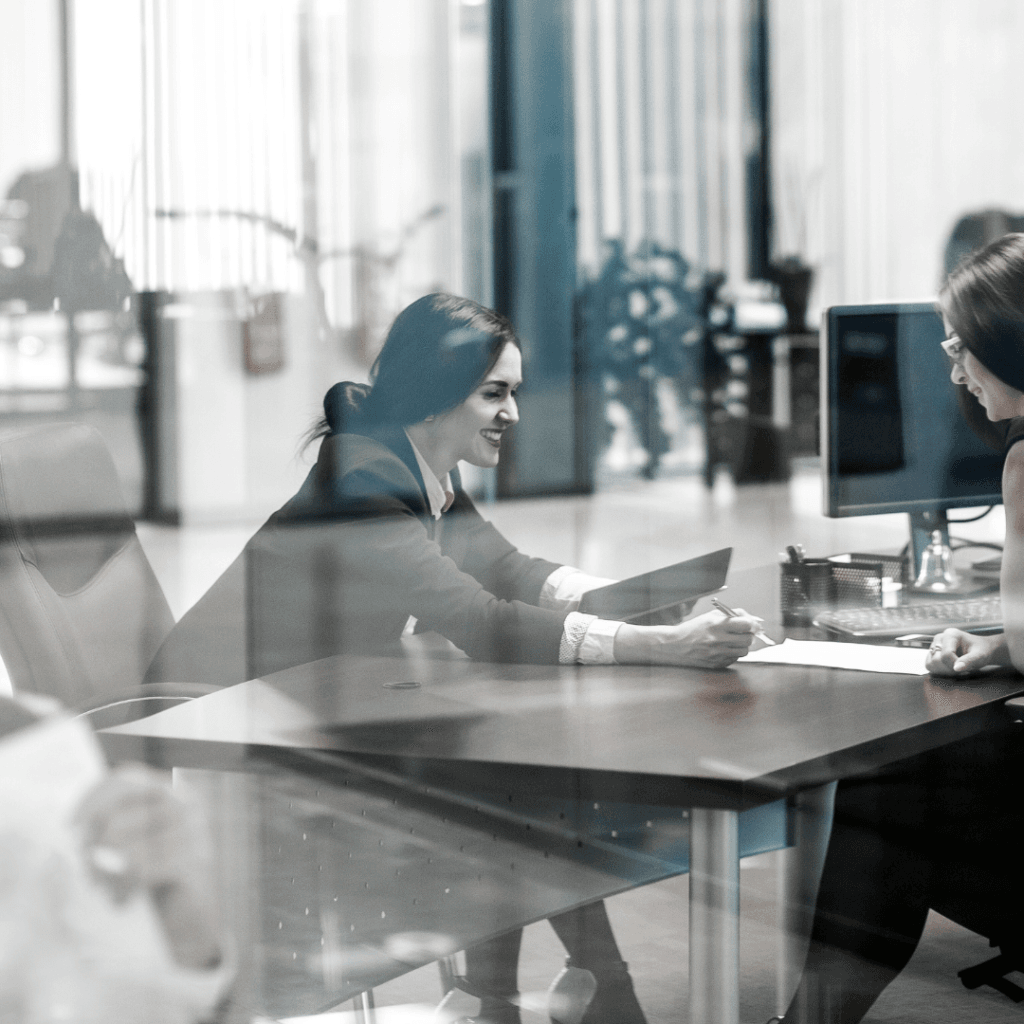 Servizi di mattia cusani, Con una solida esperienza nelle dinamiche aziendali e nelle normative, fornisco supporto strategico alle aziende, integrando soluzioni legali avanzate con l’uso di tecnologie moderne. Utilizzando strumenti basati su intelligenza artificiale e algoritmi predittivi, offro consulenze che non solo risolvono problematiche legali, ma ottimizzano anche i processi aziendali, analizzando i benchmark e migliorando le performance aziendali attraverso dati concreti e verificabili.