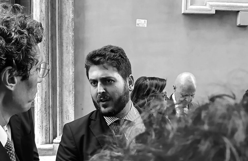 Consulenza aziendale, chi sono, i miei servizi, home, foto mia, sala stampa camera dei deputati, mattia cusani, con Riccardo Magi, Nicomede di Michele e Severino pacifico